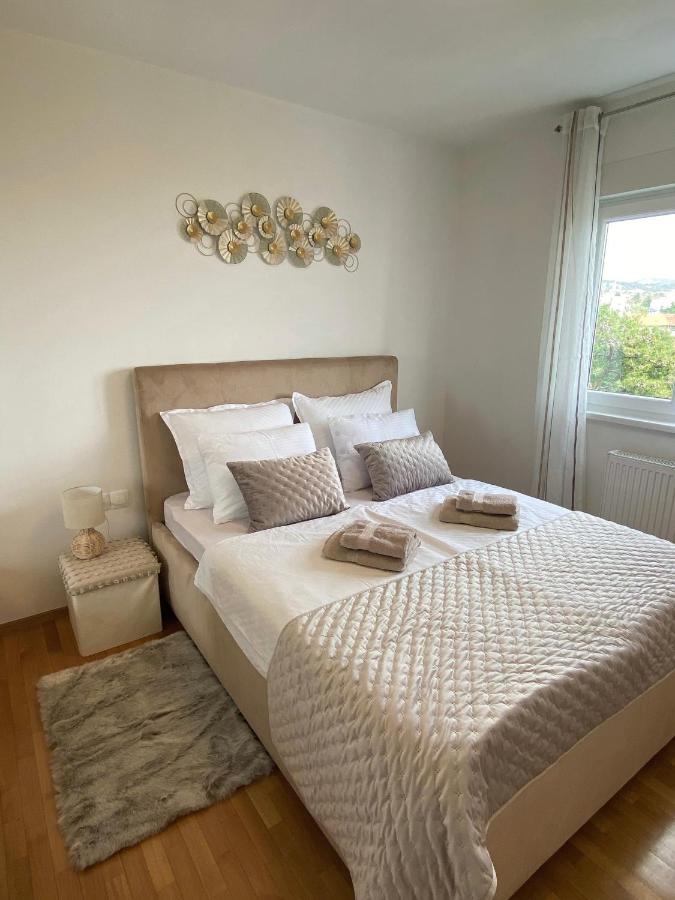 Portview Apartment Рієка Екстер'єр фото